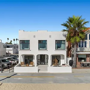  Apartment Oceanfront M Boutique